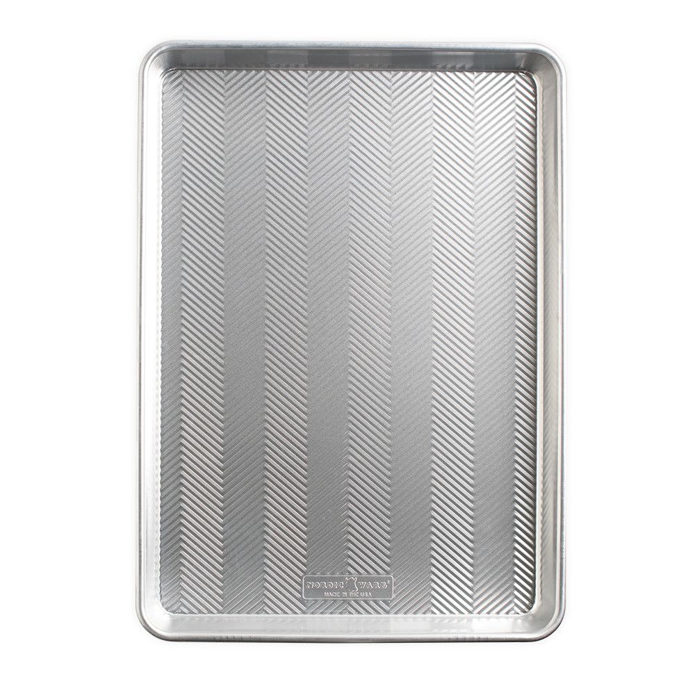 Nordic Ware Prism Big Batch Pan