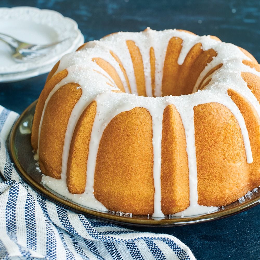  Nordic Ware Treat Bundt Pan
