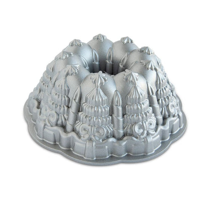  Nordic Ware Very Merry Bundt Pan