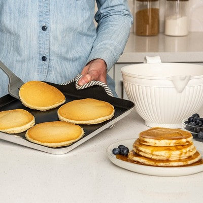  Nordic Ware Square Griddle King