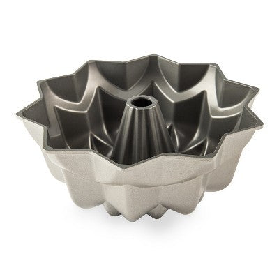  Nordic Ware Vintage Star Bundt® Pan