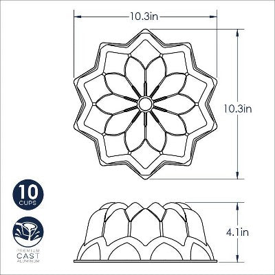  Nordic Ware Vintage Star Bundt® Pan