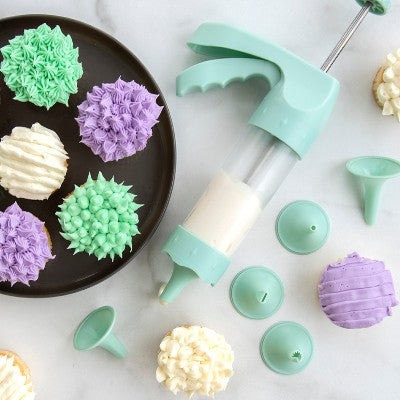  Nordic Ware Deluxe Spritz Maker & Treat Decorating Set