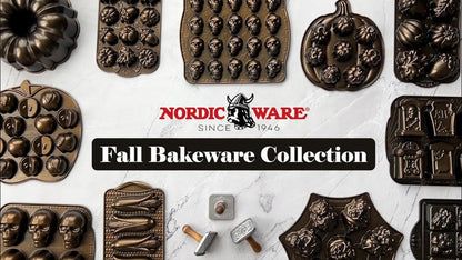  Nordic Ware Haunted Halloween 3D Cake Pan Set