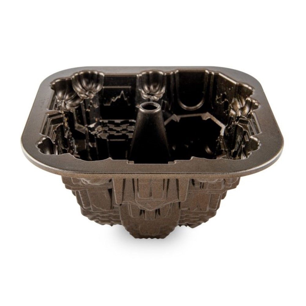  Nordic Ware Haunted Halloween 3D Cake Pan Set